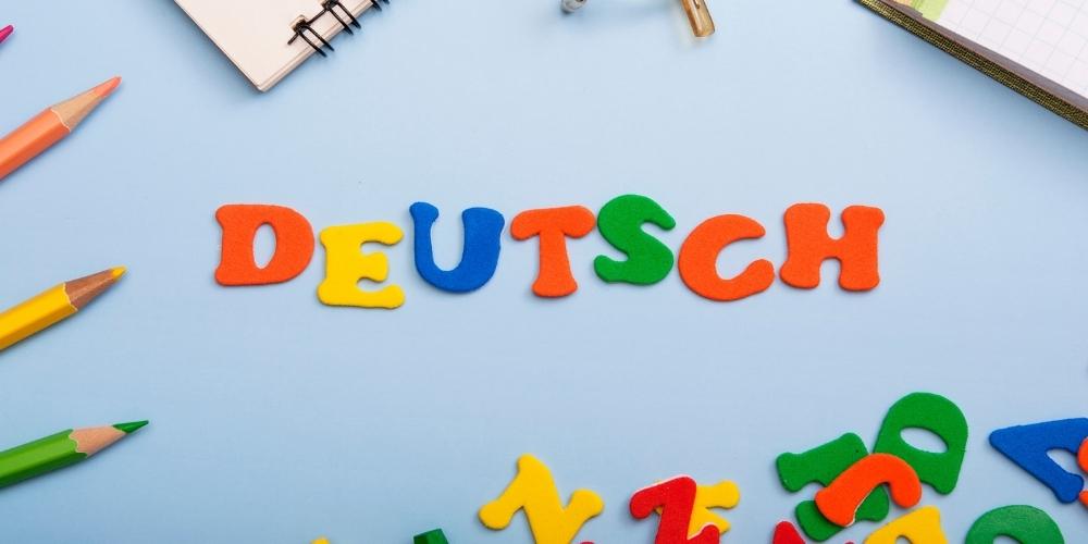 Thuật ngữ "Deutsch" bắt nguồn từ ngôn ngữ Đức