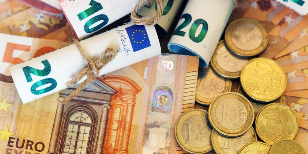 Đức dùng đồng EURO làm tiền tệ chính thức