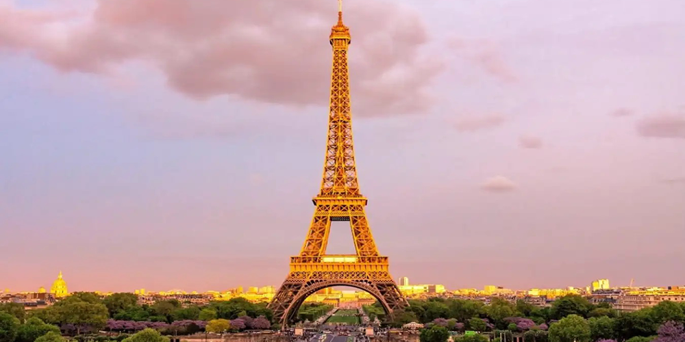 Tháp Eiffel có kiến thức đẹp nhất nước Pháp