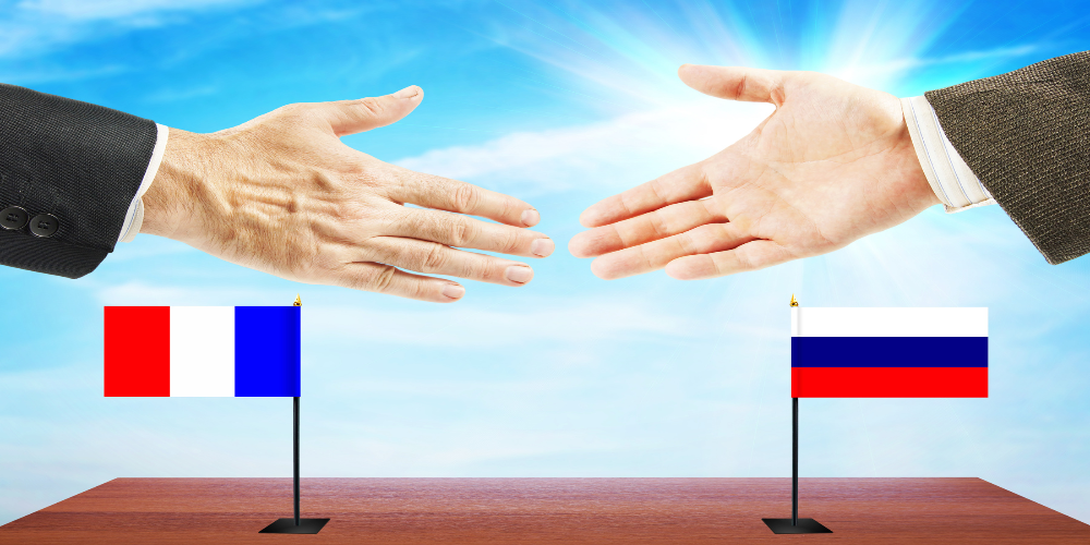 Sự khác biệt giữa cờ Pháp và cờ Nga
